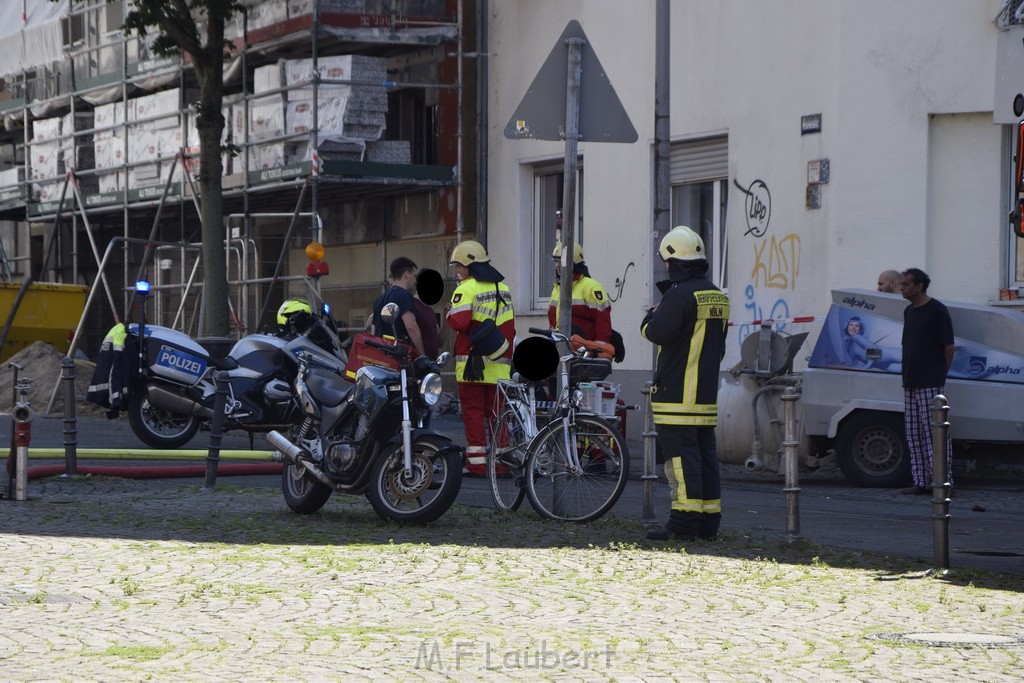 Explo Feuer 2 Koeln Kalk Hoefestr P009.JPG - Miklos Laubert